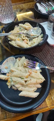 White Sauce Pasta